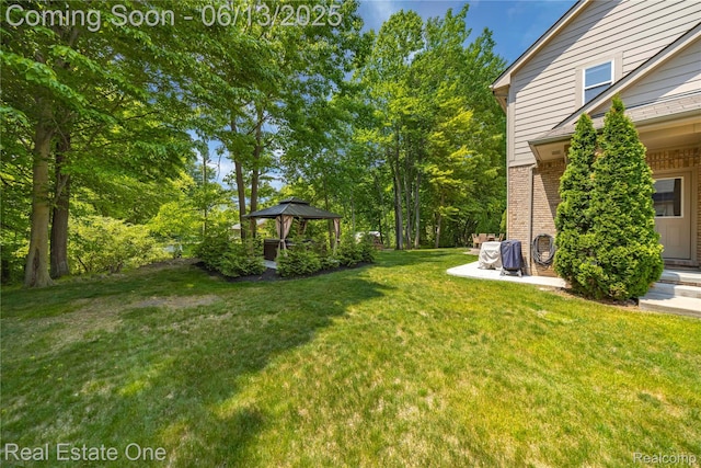 3788 High Grove Way, Lake Orion, MI 48360 - view of grassy yard with a gazebo