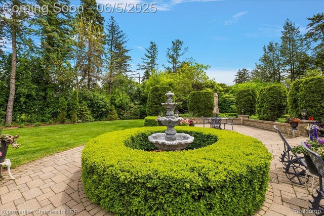 328 Barden Rd, Bloomfield Hills, MI 48304 - photo 27