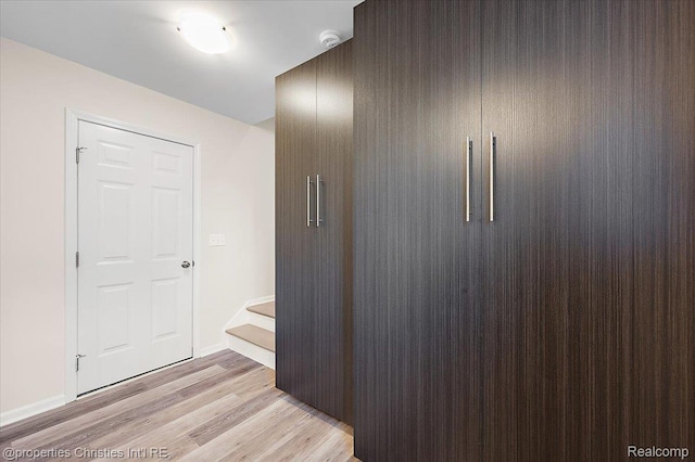 4953 Treeside Ln, Troy, MI 48098 - view of closet