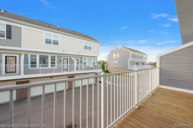4953 Treeside Ln, Troy, MI 48098 - wooden terrace with a residential view