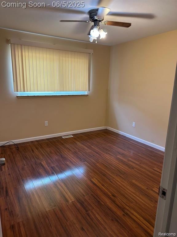 37258 Carpathia Blvd, Sterling Heights, MI 48310 - unfurnished room with a ceiling fan, wood finished floors, and baseboards