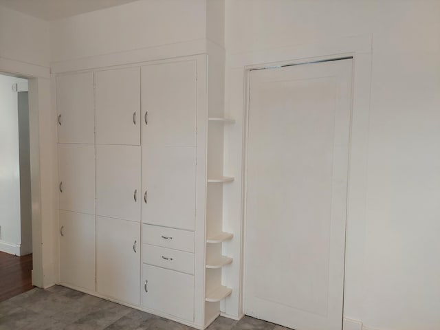 27 Rose St SW, Grand Rapids, MI 49507 - view of closet