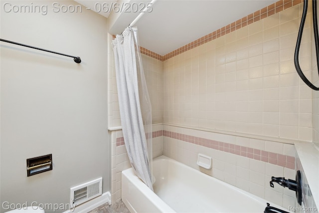 5490 Clarkston Rd, Clarkston, MI 48348 - bathroom featuring shower / tub combo