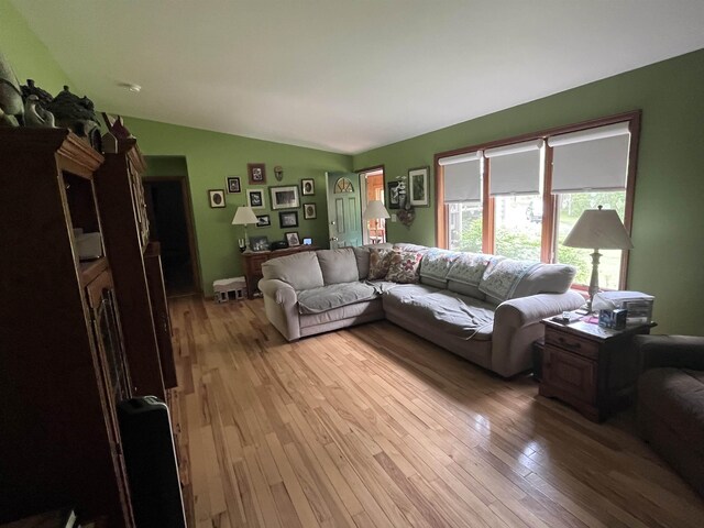 2168 S Lorenz Rd, Tawas City, MI 48763