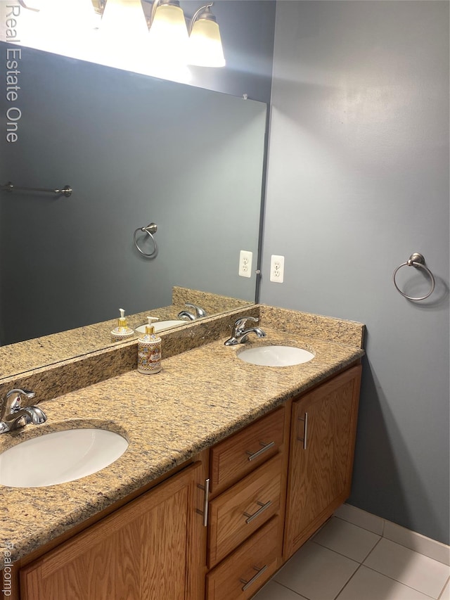 29337 Woodpark Cir Unit 60, Warren, MI 48092 - full bath with double vanity and tile patterned flooring