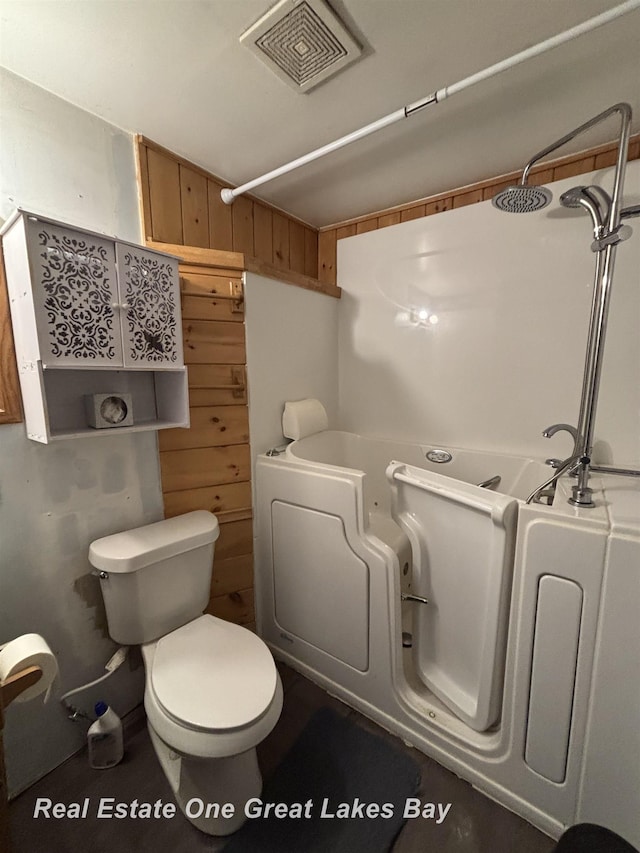 8446 Bamfield Rd, South Branch, MI 48761 - bathroom with toilet