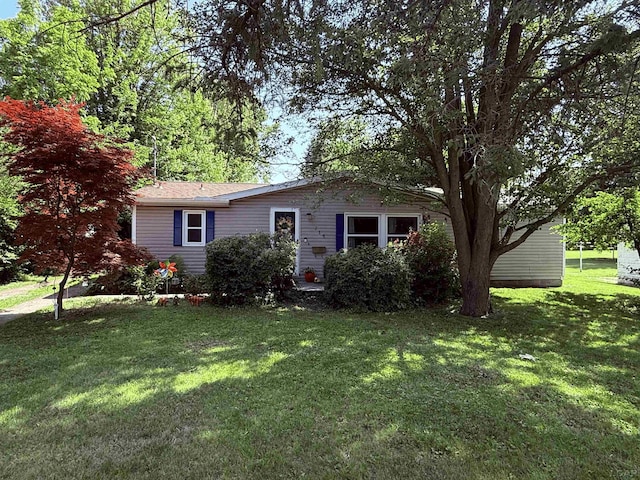 715 W Main St, Morenci, MI 49256 - view of front of property featuring a front yard