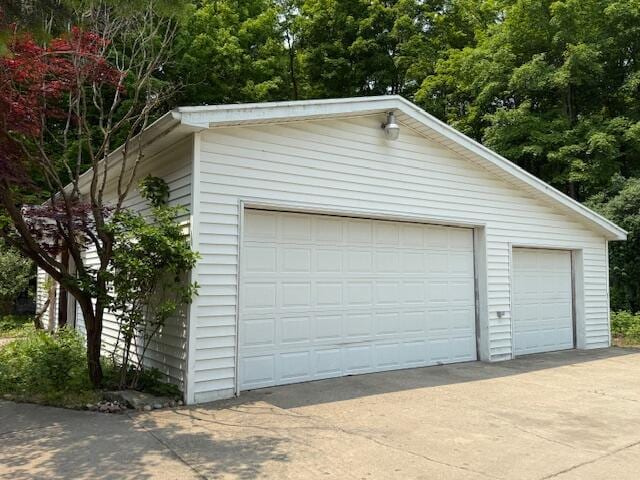 285 Scott St, Newaygo, MI 49337 - view of detached garage