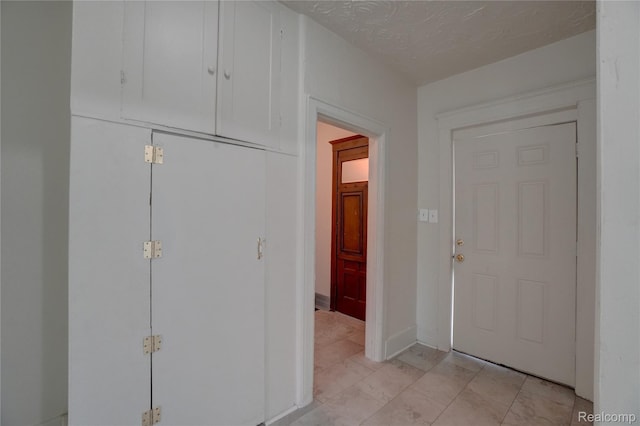 8103 E Canfield St, Detroit, MI 48214 - view of entrance foyer