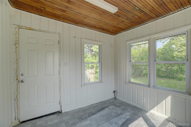 8103 E Canfield St, Detroit, MI 48214 - view of unfurnished sunroom