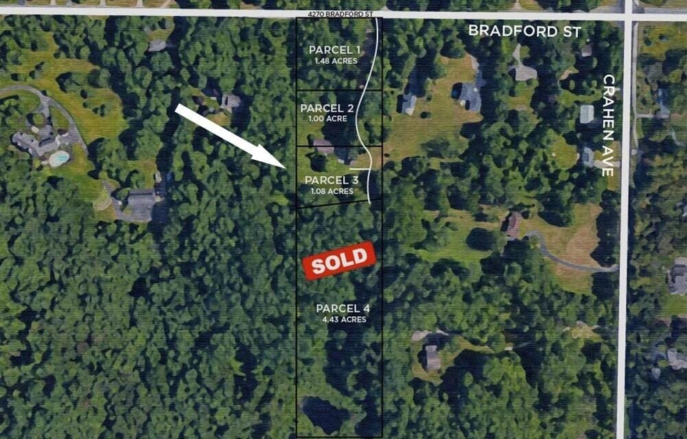 4268 Bradford St NE, Grand Rapids, MI 49525 - aerial view of property's location with property parcel outlined