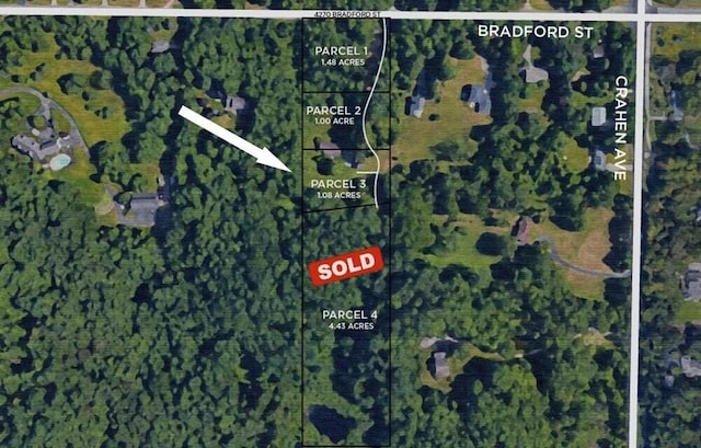 4268 Bradford St NE, Grand Rapids, MI 49525 - aerial view of property's location with property parcel outlined