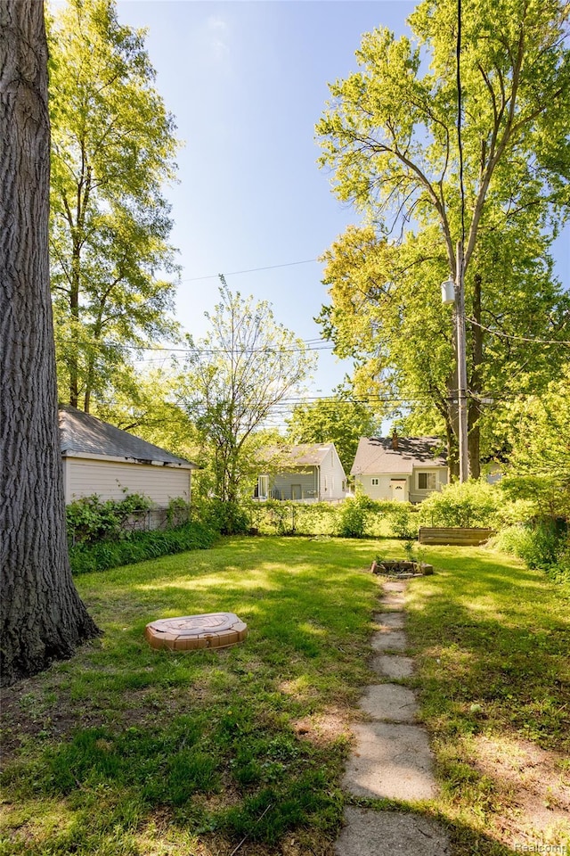 243 W Webster St, Huntington Woods, MI 48220 - photo 3