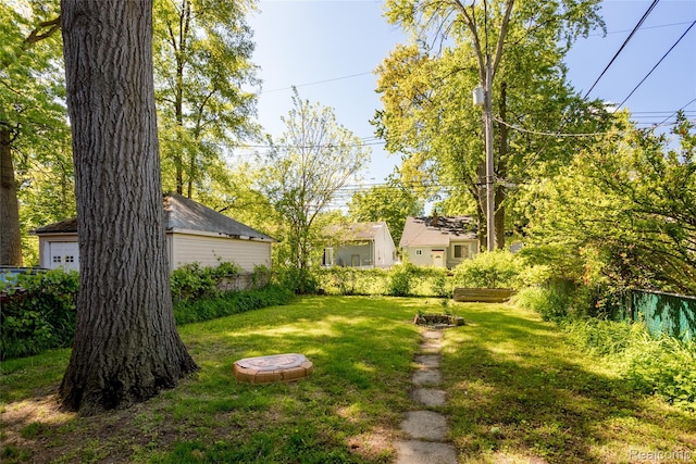 243 W Webster St, Huntington Woods, MI 48220 - photo 4