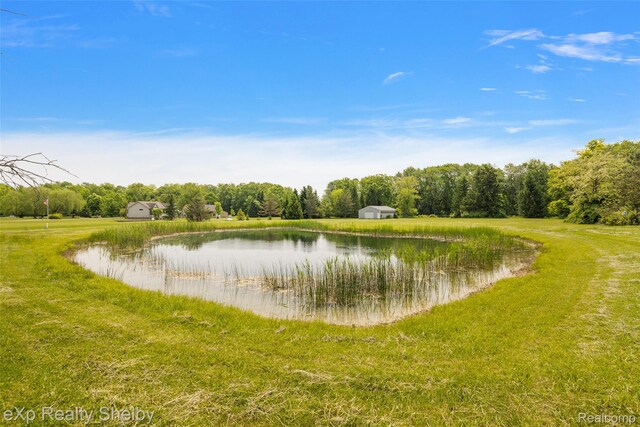 14721 Terry Rd, Berlin, MI 48002
