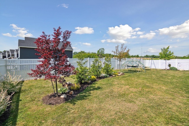 10 Windswept Ln, Hillsdale, MI 49242 - view of yard