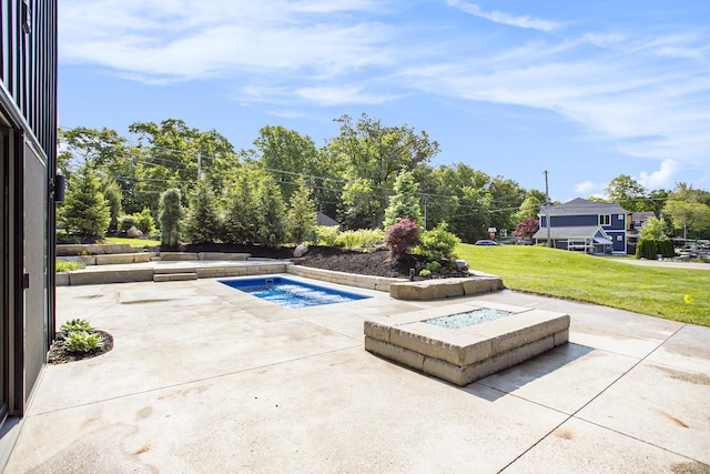 6646 E Eagle Lake Dr, Kalamazoo, MI 49009 - view of swimming pool featuring a patio area, a lawn, and a hot tub
