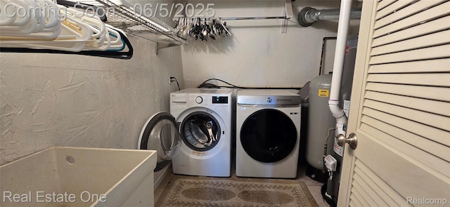 3825 Thomas Rd, Oxford, MI 48371 - laundry area featuring washing machine and dryer