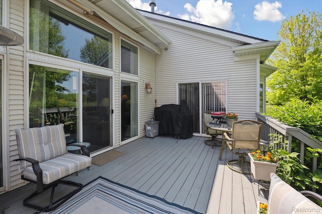 10172 Clarkshire Ct, South Lyon, MI 48178 - view of wooden terrace