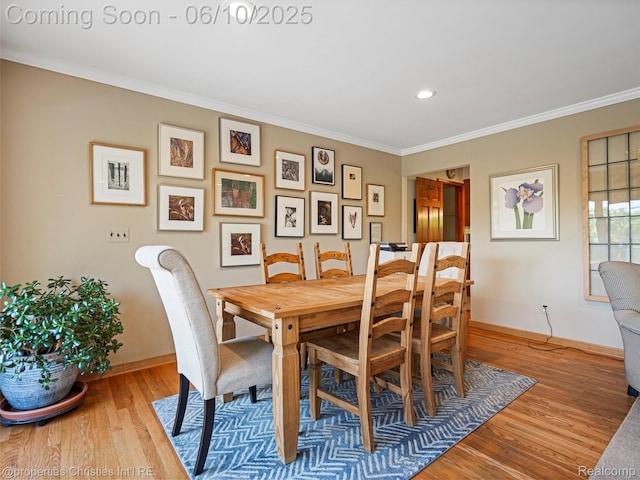 4383 Pine Tree Trl, Bloomfield Hills, MI 48302 - dining space featuring baseboards, light wood finished floors, crown molding, and recessed lighting