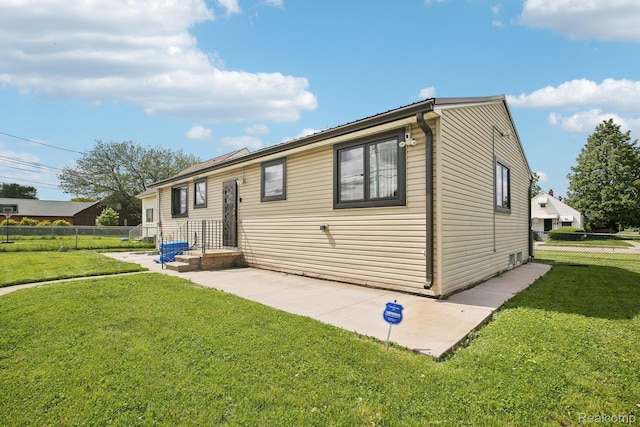 8286 Westminster Ave, Warren, MI 48089 - view of rear view of house