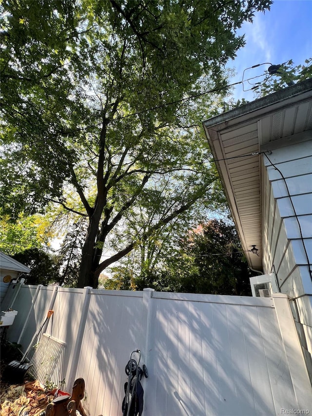 902 N Mason St, Saginaw, MI 48602 - exterior view