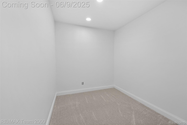 6302 Burger St, Dearborn Heights, MI 48127 - photo 38