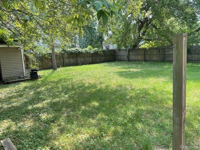 266 Lockwood St, Saginaw, MI 48602 - photo 17
