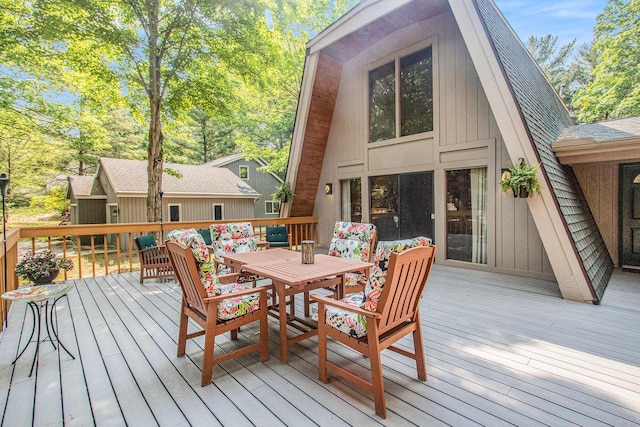 77125 Pinewood Ln, South Haven, MI 49090 - deck with outdoor dining area