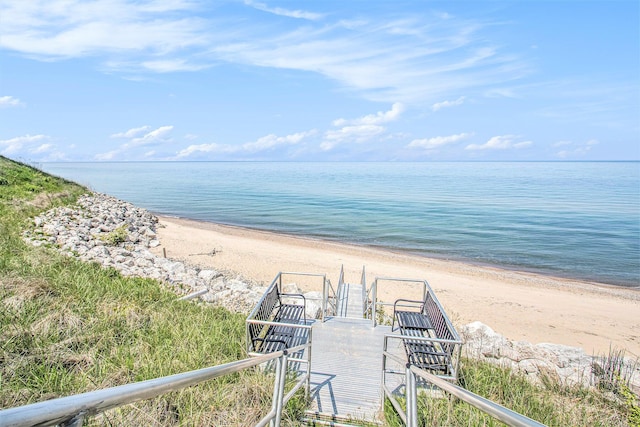 77125 Pinewood Ln, South Haven, MI 49090 - water view featuring nearby beach