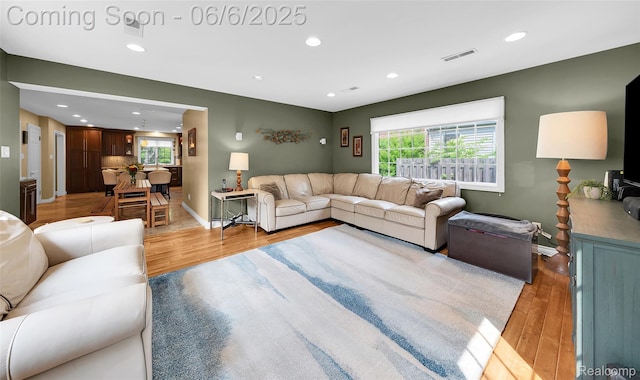 828 Westchester Rd, Grosse Pointe Park, MI 48230 - living room featuring light wood-style flooring, recessed lighting, plenty of natural light, and baseboards