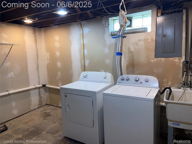 18980 Roscommon St, Grosse Pointe, MI 48225 - laundry room featuring electric panel and washing machine and dryer