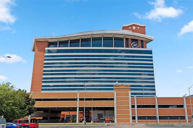 3420 Cochrane St Unit 2, Detroit, MI 48208 - view of building exterior with uncovered parking