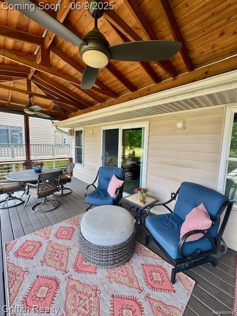 1158 Camelot Dr, Pinckney, MI 48169 - view of patio with ceiling fan