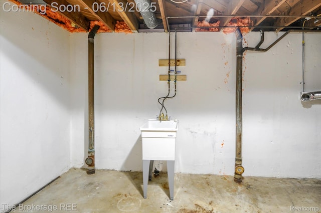 732 E Grand Blanc Rd, Grand Blanc, MI 48439 - view of unfinished basement