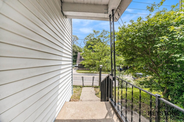 109 Leonard St NE, Grand Rapids, MI 49503 - view of balcony