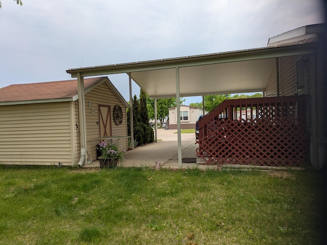 4153 Whisperwood Way S, Muskegon, MI 49442 - view of vehicle parking featuring driveway