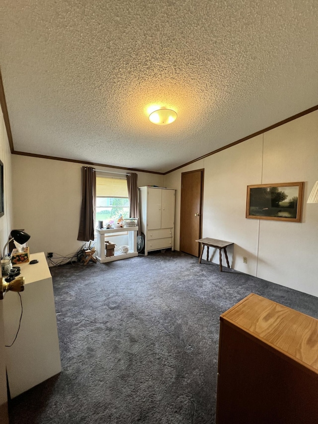 4153 Whisperwood Way S, Muskegon, MI 49442 - unfurnished room with ornamental molding, a textured ceiling, lofted ceiling, and carpet floors