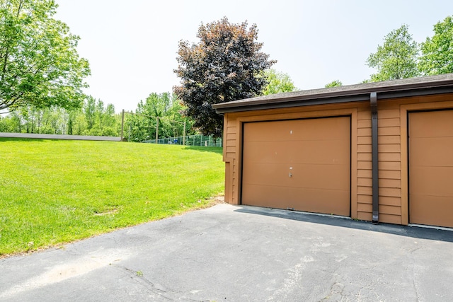 5576 N Watervliet Rd Unit 11, Watervliet, MI 49098 - view of garage