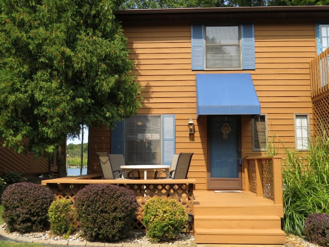 5576 N Watervliet Rd Unit 11, Watervliet, MI 49098 - view of front of property