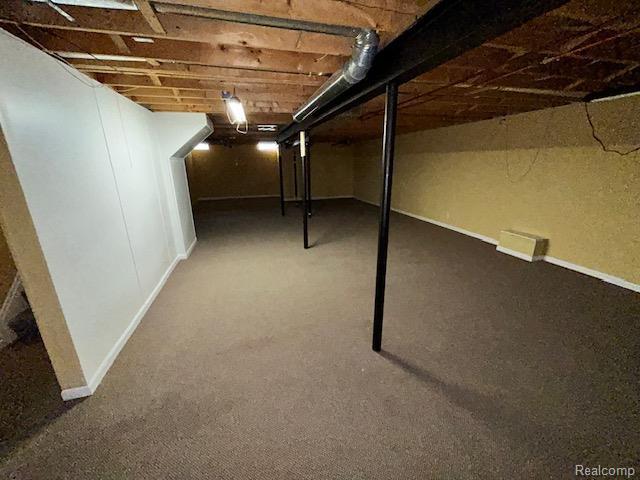 692 Brockmoor Ln, Bloomfield, MI 48304 - basement with baseboards