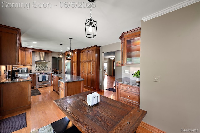 6730 Whiting Dr, Troy, MI 48098 - dining room featuring light wood-type flooring, recessed lighting, and baseboards
