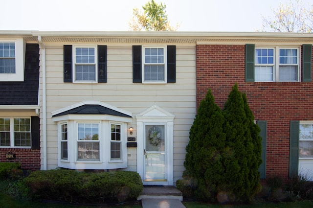 19578 Crystal Lake Dr, Northville, MI 48167 - view of townhome / multi-family property