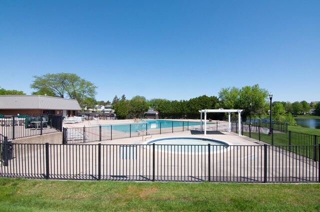 19578 Crystal Lake Dr, Northville, MI 48167 - community pool with a patio