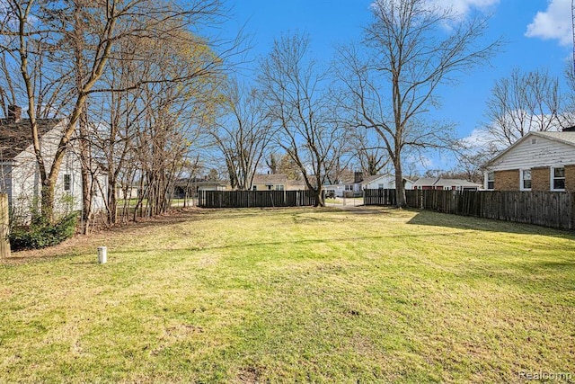 236 Helmar Ct, Benton Harbor, MI 49022 - view of yard
