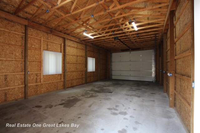 4675 E Parish Rd, Midland, MI 48642 - view of garage
