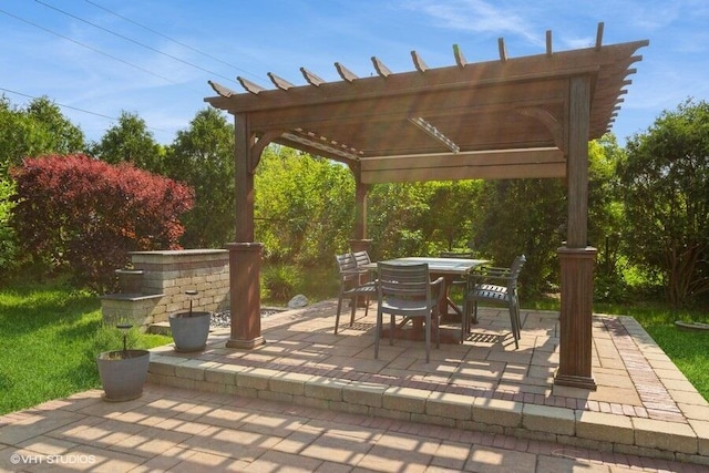 1787 Trafalgar Dr, Saint Joseph, MI 49085 - view of patio featuring a pergola and outdoor dining area