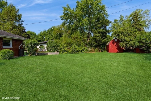 1787 Trafalgar Dr, Saint Joseph, MI 49085 - view of grassy yard