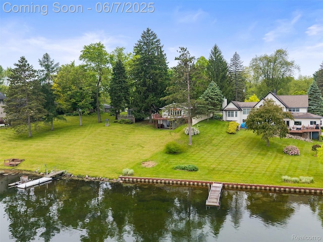 6300 Bullard Rd, Fenton, MI 48430 - view from above of property featuring a nearby body of water