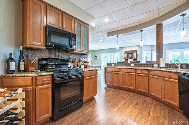 3587 Woodridge Dr, Howell, MI 48843 - photo 49